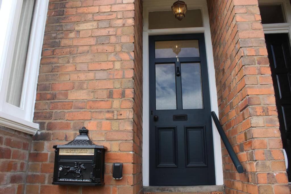 Luxury Townhouse In Town Centre, Views, River Walk, Free Parking Shrewsbury Exterior foto