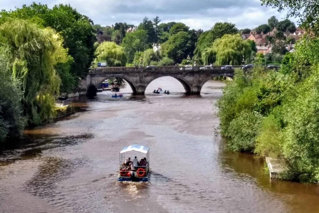 Luxury Townhouse In Town Centre, Views, River Walk, Free Parking Shrewsbury Exterior foto